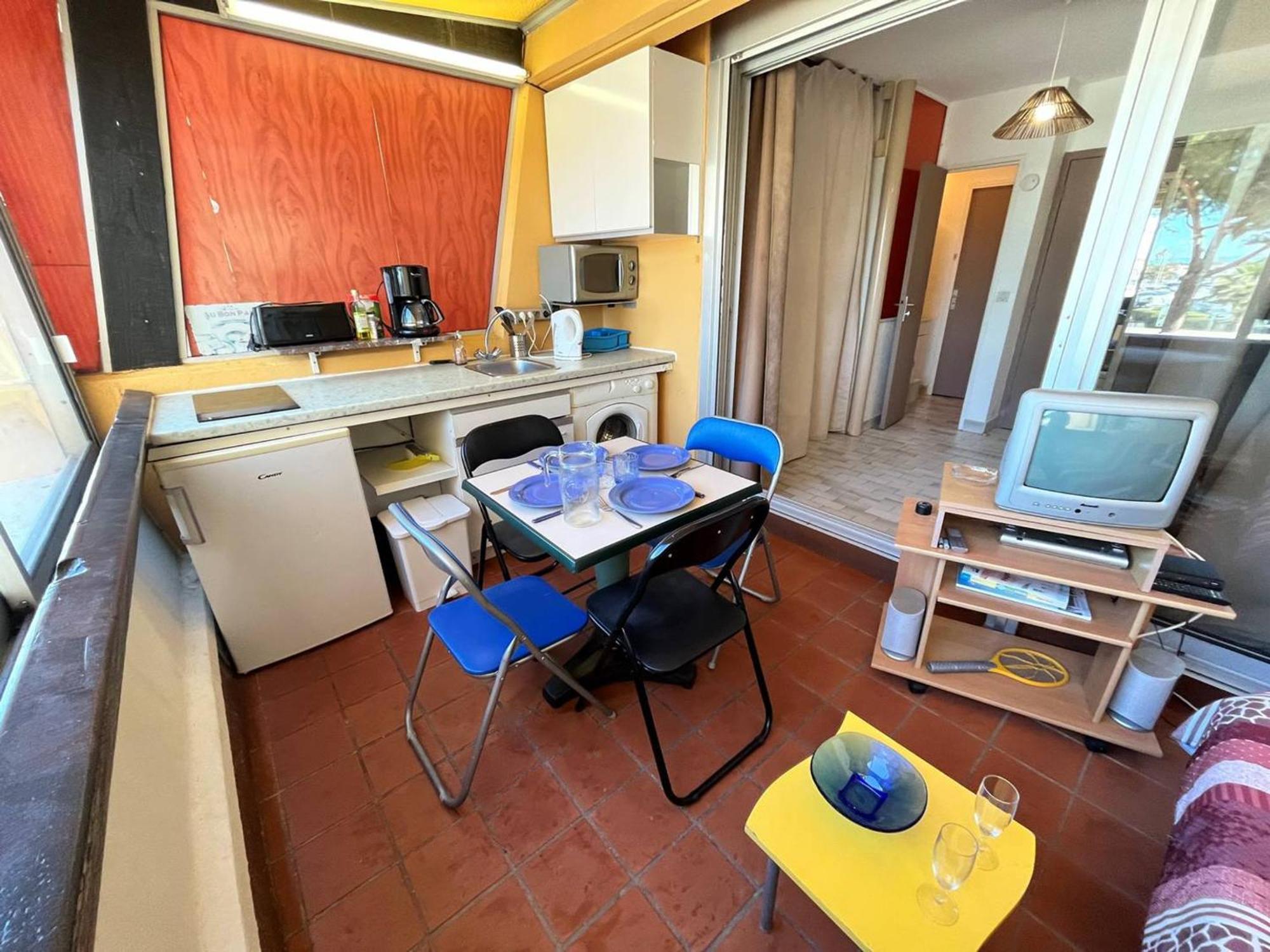 Studio Naturiste Avec Parking Au Cap D'Agde, Proche Plage - Fr-1-249A-15 Apartment Екстериор снимка