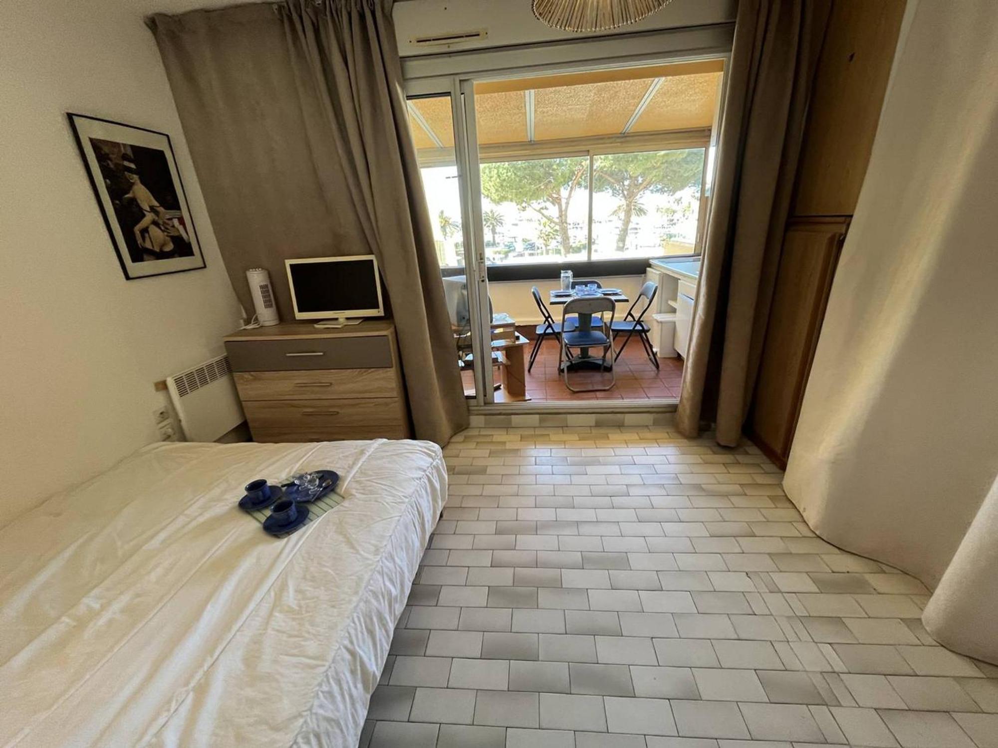 Studio Naturiste Avec Parking Au Cap D'Agde, Proche Plage - Fr-1-249A-15 Apartment Екстериор снимка